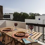 Cozy 2br In With Balcony, By Hopstays Apartment *