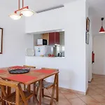 Cozy 2br In With Balcony, By Hopstays شقة *
