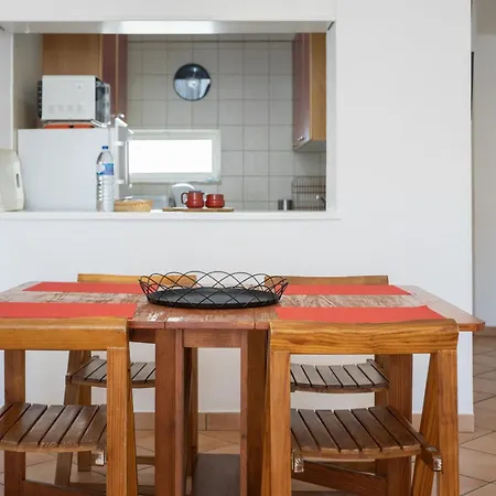 公寓 Cozy 2br In With Balcony, By Hopstays 阿尔布费拉