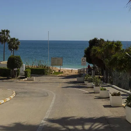 Cozy 2br In With Balcony, By Hopstays Appartement Albufeira