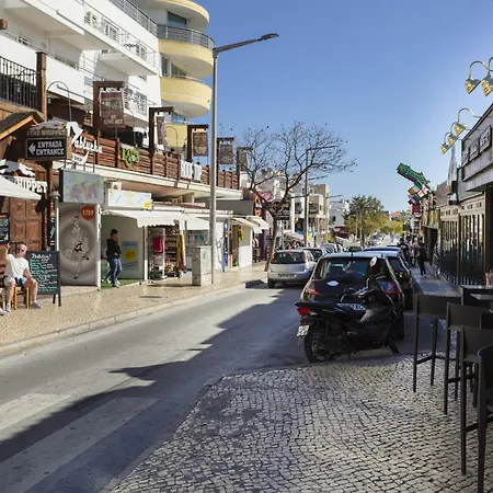 Cozy 2br In With Balcony, By Hopstays Albufeira