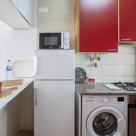 Appartement Cozy 2br In With Balcony, By Hopstays *