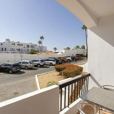 Cozy 2br In With Balcony, By Hopstays Albufeira
