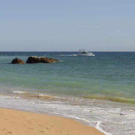 Appartement Cozy 2br In With Balcony, By Hopstays